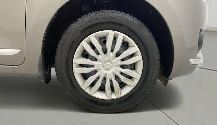 2018 Maruti Dzire VXI, Petrol, Manual, 31,819 km, Right Front Wheel