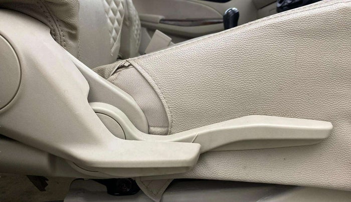 2018 Maruti Dzire VXI, Petrol, Manual, 31,819 km, Driver Side Adjustment Panel