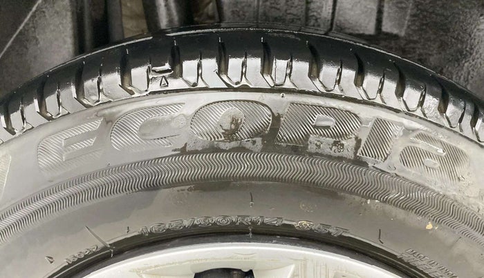 2018 Maruti Dzire VXI, Petrol, Manual, 31,819 km, Right Rear Tyre Tread