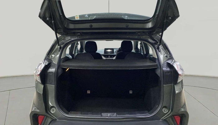 2020 Tata NEXON XMA PLUS SUNROOF PETROL, Petrol, Automatic, 17,165 km, Boot Inside