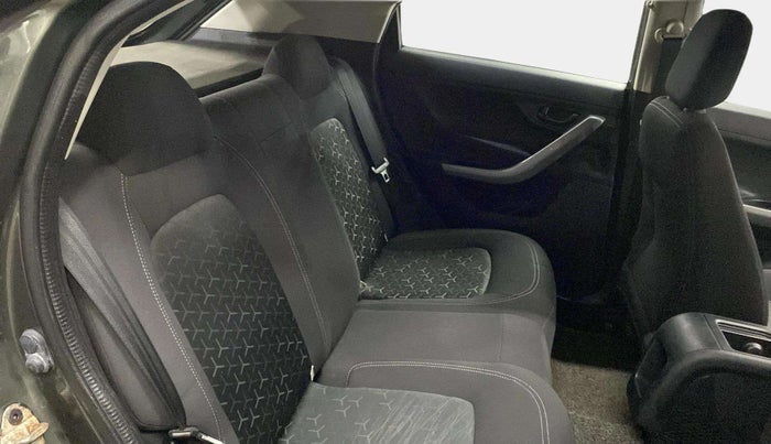 2020 Tata NEXON XMA PLUS SUNROOF PETROL, Petrol, Automatic, 17,165 km, Right Side Rear Door Cabin