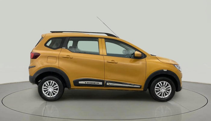 2019 Renault TRIBER RXL MT, Petrol, Manual, 33,493 km, Right Side View