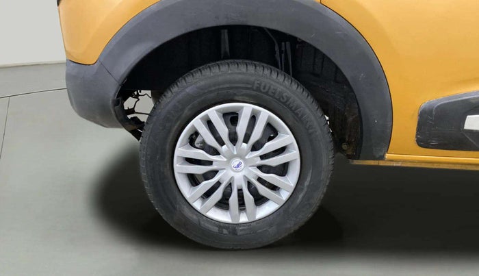 2019 Renault TRIBER RXL MT, Petrol, Manual, 33,493 km, Right Rear Wheel