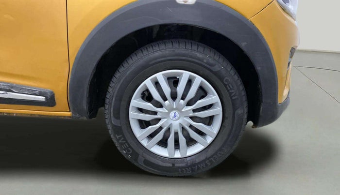 2019 Renault TRIBER RXL MT, Petrol, Manual, 33,493 km, Right Front Wheel