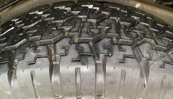 2020 Mahindra Bolero B6 (O), Diesel, Manual, 85,376 km, Left Rear Tyre Tread