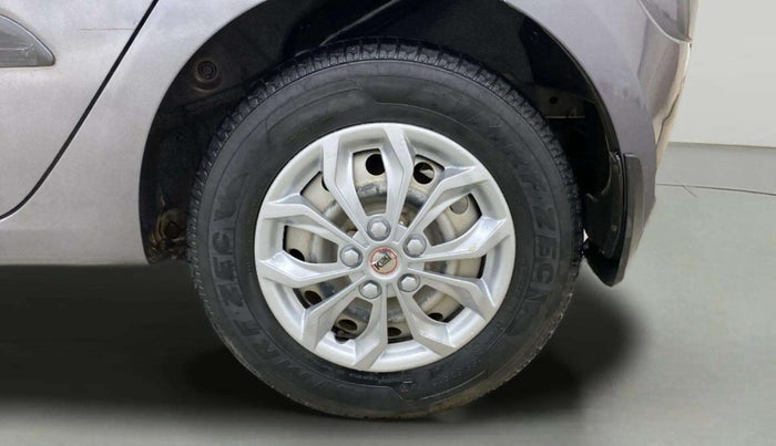 2015 Hyundai i10 MAGNA 1.1, Petrol, Manual, 37,241 km, Left Rear Wheel