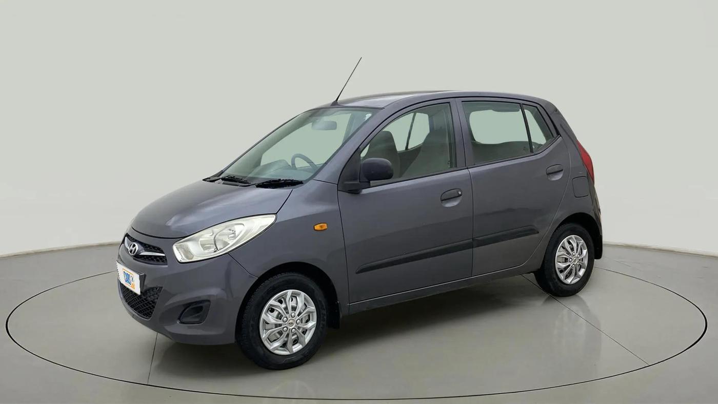 2015 Hyundai i10 MAGNA 1.1, Petrol, Manual, 37,498 km, Left Front Diagonal