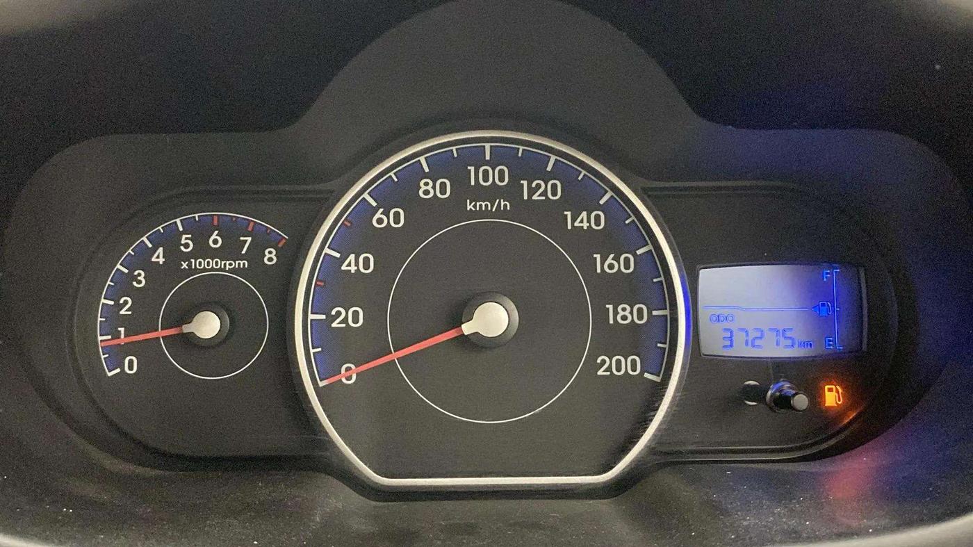 2015 Hyundai i10 MAGNA 1.1, Petrol, Manual, 37,498 km, Odometer Image