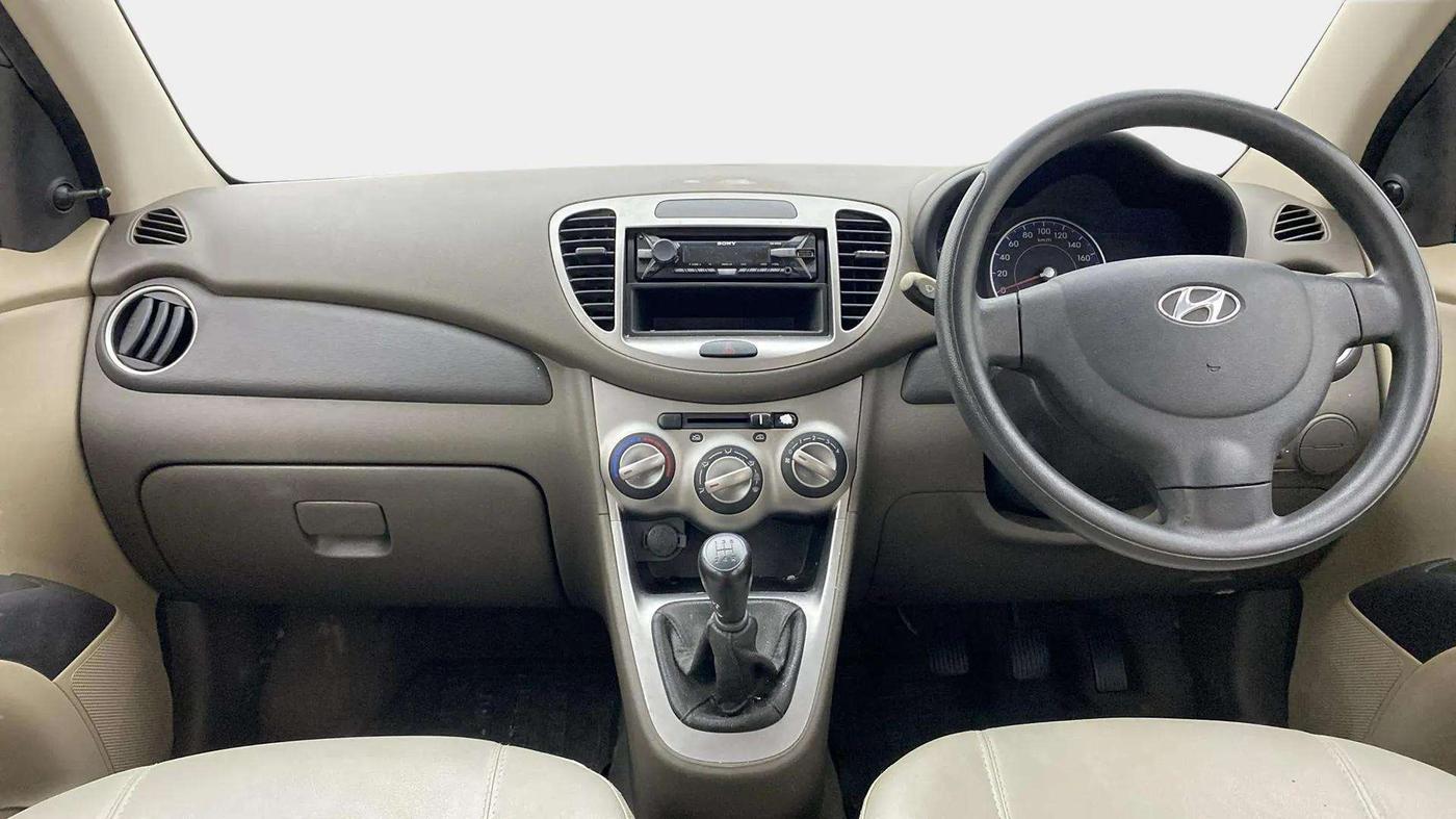 2015 Hyundai i10 MAGNA 1.1, Petrol, Manual, 37,498 km, Dashboard