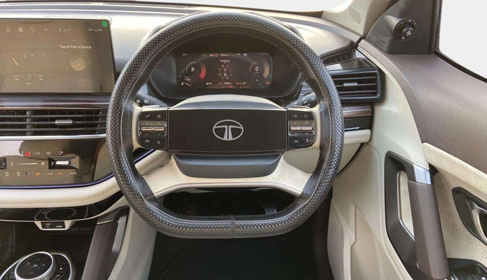2023 Tata Safari Accomplished Plus AT, Diesel, Automatic, 18,733 km, Steering Wheel Close Up