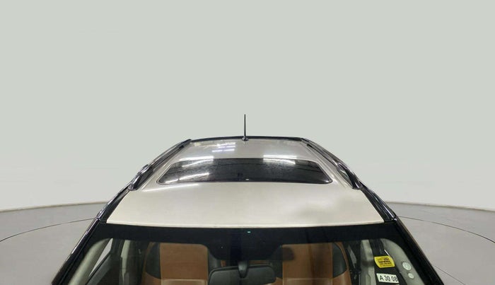2021 Mahindra XUV300 W6 1.2 PETROL, Petrol, Manual, 20,909 km, Moonroof/ Sunroof