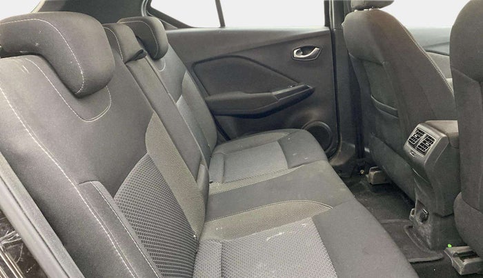 2022 Nissan Kicks XV 1.5, Petrol, Manual, 26,654 km, Right Side Rear Door Cabin