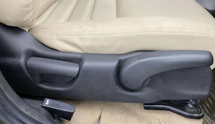 2017 Honda City 1.5L I-VTEC ZX CVT, Petrol, Automatic, 85,571 km, Driver Side Adjustment Panel