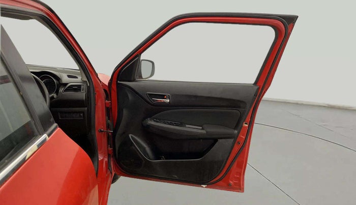 2018 Maruti Swift VXI AMT, Petrol, Automatic, 41,324 km, RHS Front Door