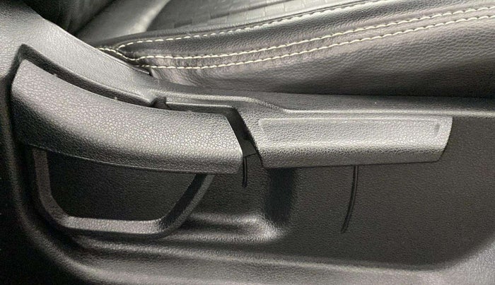 2021 Hyundai Creta SX EXECUTIVE 1.5 PETROL, Petrol, Manual, 38,354 km, Driver Side Adjustment Panel