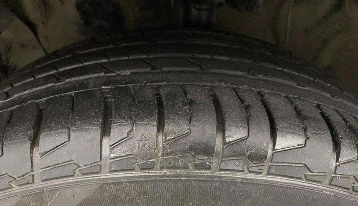 2021 Hyundai Creta SX EXECUTIVE 1.5 PETROL, Petrol, Manual, 38,354 km, Left Front Tyre Tread