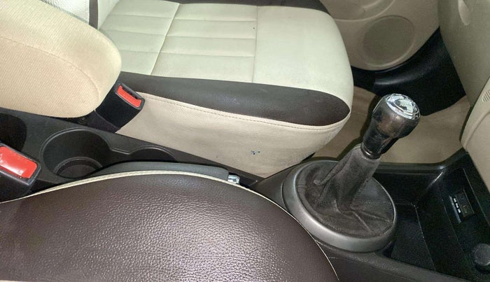 2014 Hyundai i20 ASTA 1.2, Petrol, Manual, 29,531 km, Gear Lever