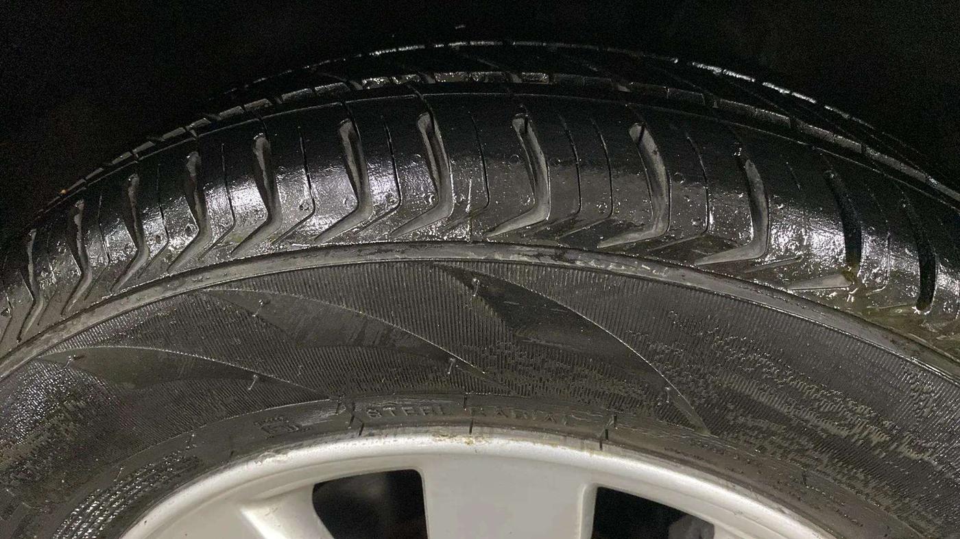 2014 Hyundai i20 ASTA 1.2, Petrol, Manual, 29,531 km, Right Front Tyre Tread