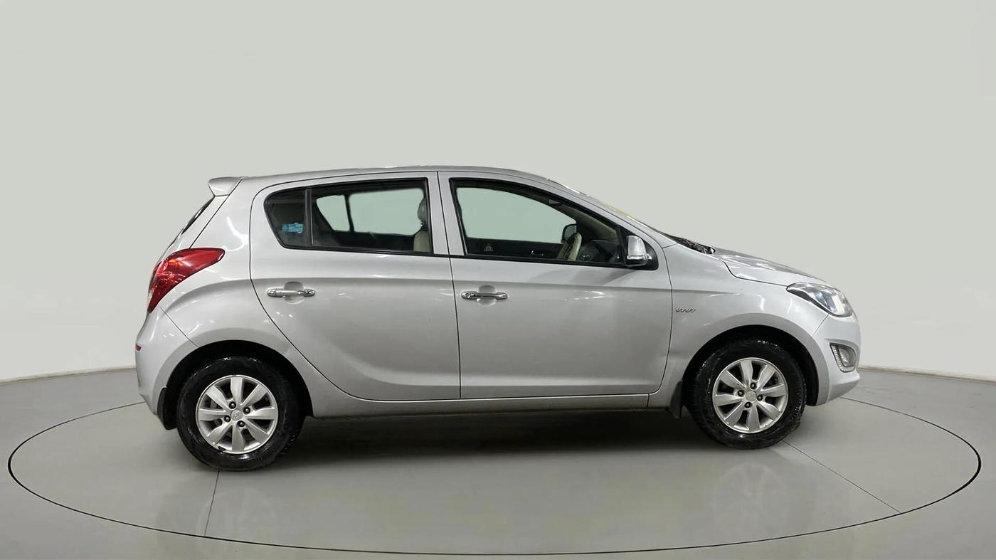 2014 Hyundai i20 ASTA 1.2, Petrol, Manual, 29,531 km, Right Side View