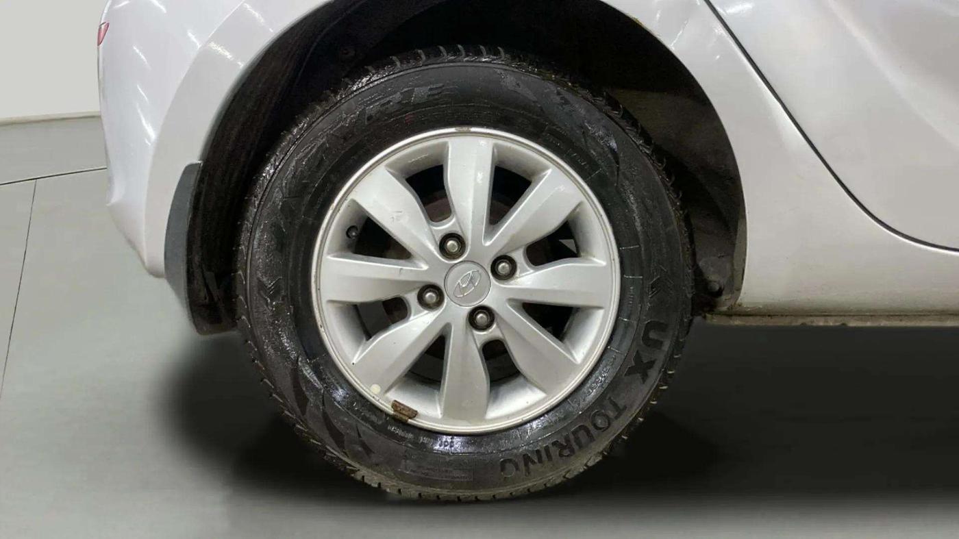 2014 Hyundai i20 ASTA 1.2, Petrol, Manual, 29,531 km, Right Rear Wheel