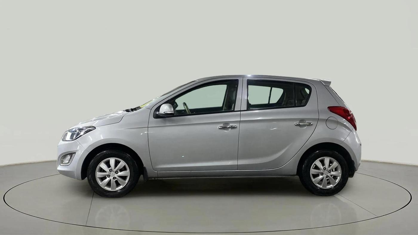 2014 Hyundai i20 ASTA 1.2, Petrol, Manual, 29,531 km, Left Side