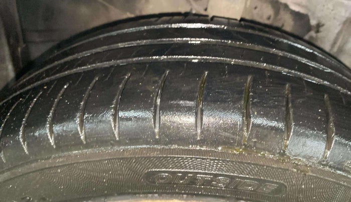 2014 Honda Amaze 1.2L I-VTEC E, Petrol, Manual, 65,653 km, Left Front Tyre Tread