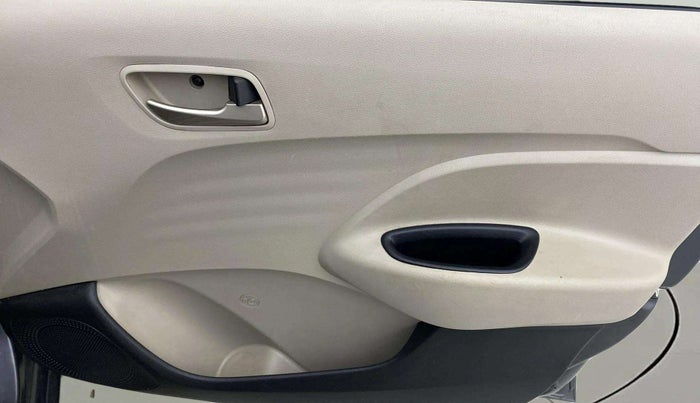 2021 Hyundai NEW SANTRO SPORTZ AMT, Petrol, Automatic, 24,533 km, Driver Side Door Panels Control