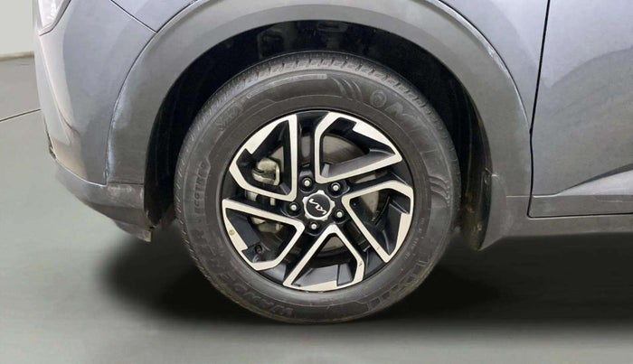 2022 KIA CARENS PRESTIGE PLUS 1.5 DIESEL 7 STR, Diesel, Manual, 46,789 km, Left Front Wheel
