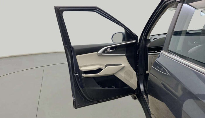 2022 KIA CARENS PRESTIGE PLUS 1.5 DIESEL 7 STR, Diesel, Manual, 46,789 km, LHS Front Door