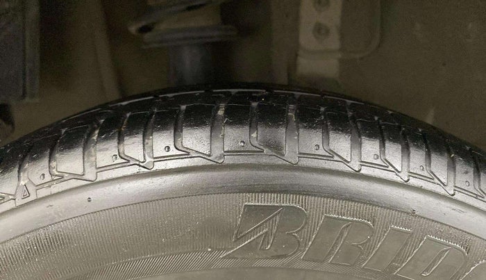 2017 Tata Tiago XT PETROL, Petrol, Manual, 25,359 km, Right Rear Tyre Tread