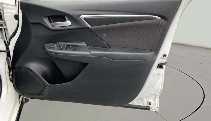 2022 Honda WR-V 1.2L I-VTEC VX MT, Petrol, Manual, 33,167 km, Driver Side Door Panels Control