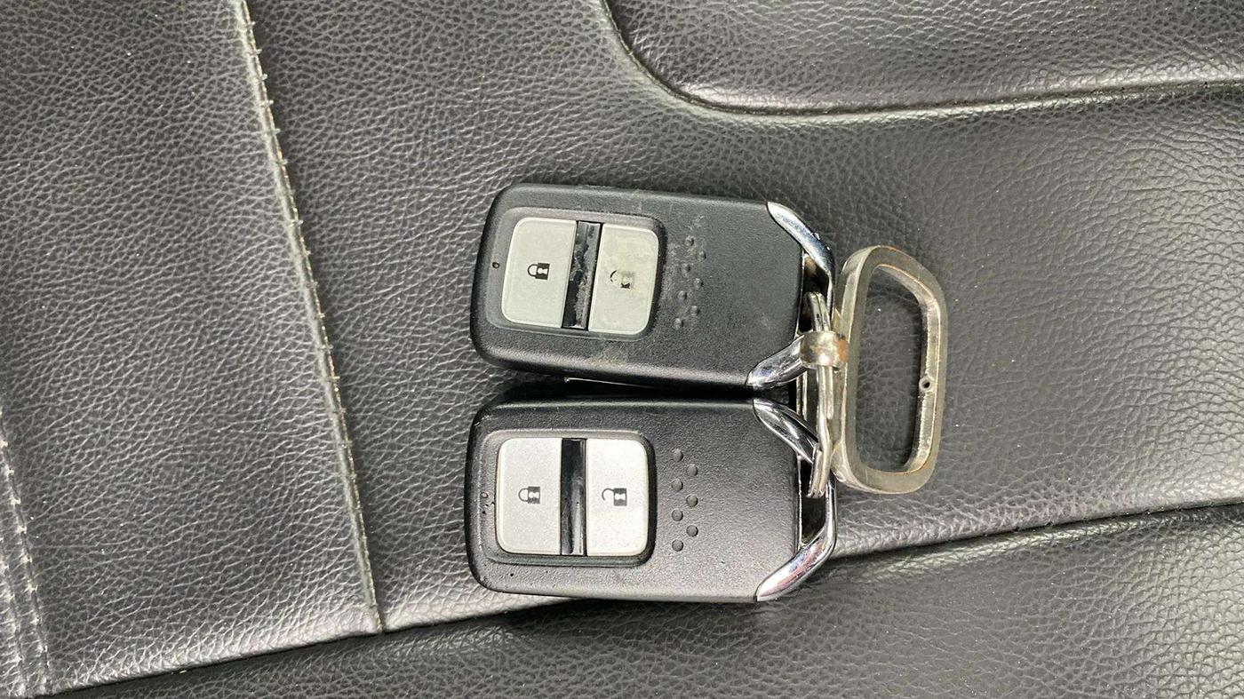 2022 Honda WR-V 1.2L I-VTEC VX MT, Petrol, Manual, 33,167 km, Key Close Up