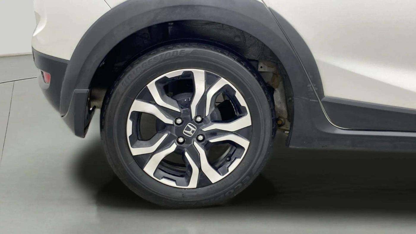2022 Honda WR-V 1.2L I-VTEC VX MT, Petrol, Manual, 33,167 km, Right Rear Wheel