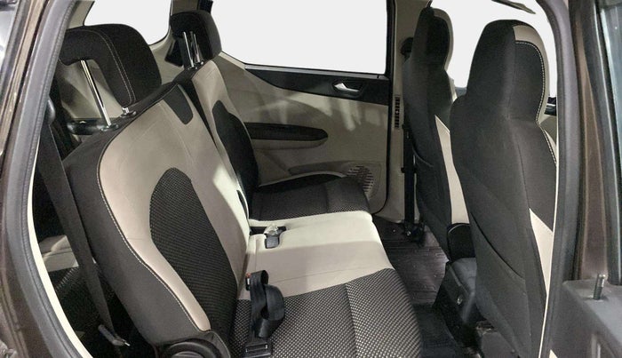 2022 Renault TRIBER RXZ, Petrol, Manual, 18,783 km, Right Side Rear Door Cabin