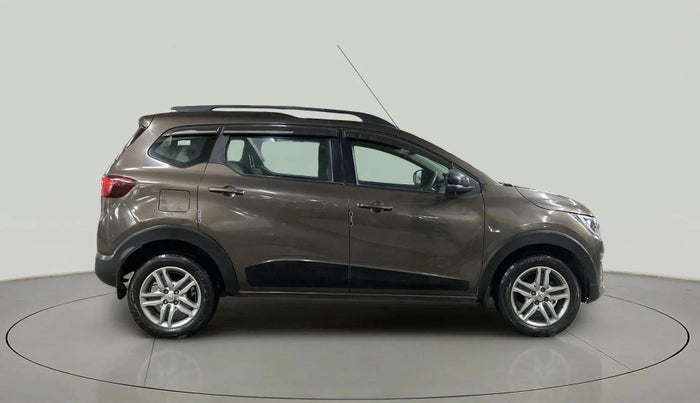2022 Renault TRIBER RXZ, Petrol, Manual, 18,783 km, Right Side View