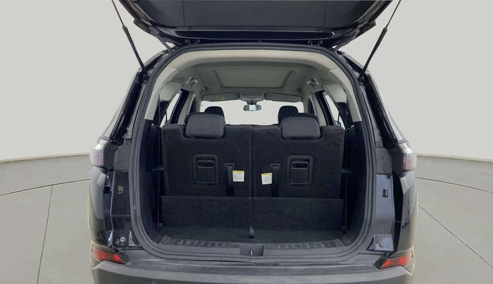 2022 Tata Safari XT PLUS, Diesel, Manual, 54,852 km, Boot Inside