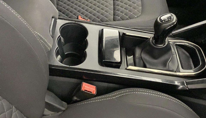 2022 Tata Safari XT PLUS, Diesel, Manual, 54,852 km, Gear Lever