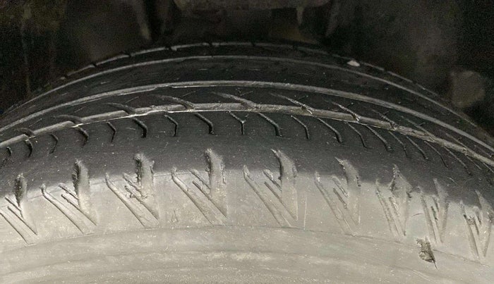 2022 Tata Safari XT PLUS, Diesel, Manual, 54,852 km, Right Front Tyre Tread
