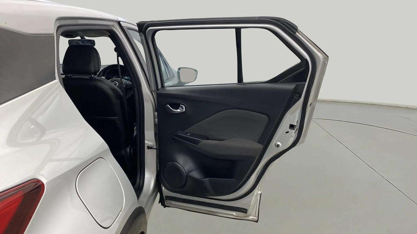 2019 Nissan Kicks XL 1.5, Petrol, Manual, 27,818 km, RHS Rear Door