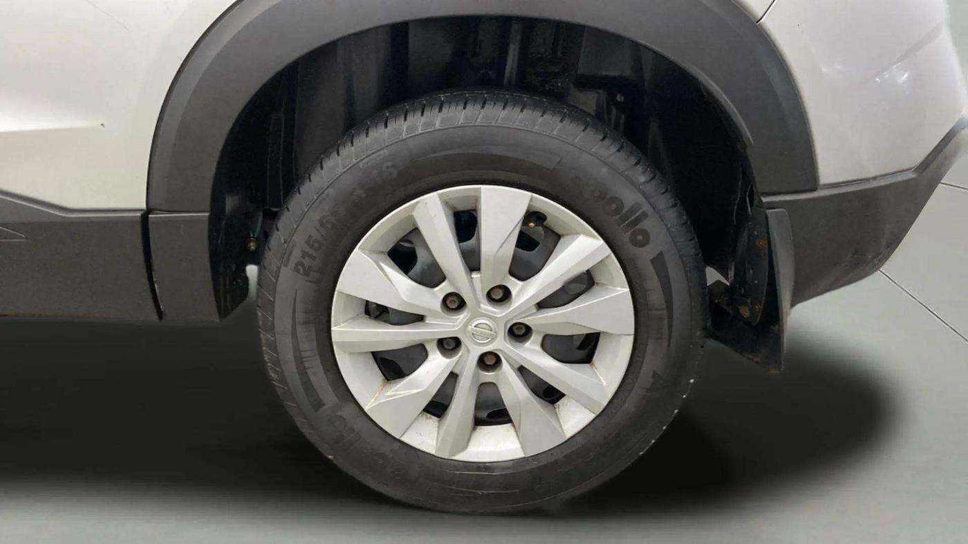 2019 Nissan Kicks XL 1.5, Petrol, Manual, 27,818 km, Left Rear Wheel