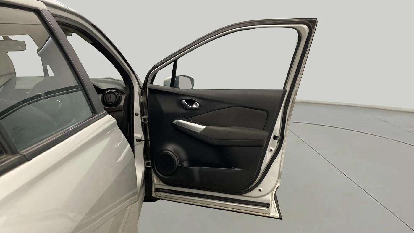 2019 Nissan Kicks XL 1.5, Petrol, Manual, 27,818 km, RHS Front Door