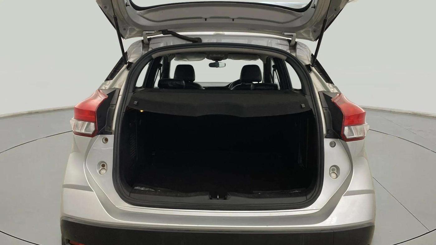 2019 Nissan Kicks XL 1.5, Petrol, Manual, 27,818 km, Boot Open Zoomed View
