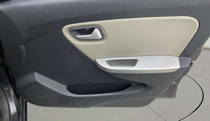 2016 Maruti Alto K10 VXI (O) AMT, Petrol, Automatic, 25,731 km, Driver Side Door Panels Control