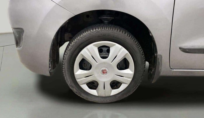 2015 Maruti Wagon R 1.0 VXI, Petrol, Manual, 22,380 km, Left Front Wheel