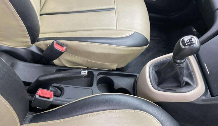 2018 Hyundai Xcent SX 1.2 (O), Petrol, Manual, 55,546 km, Gear Lever