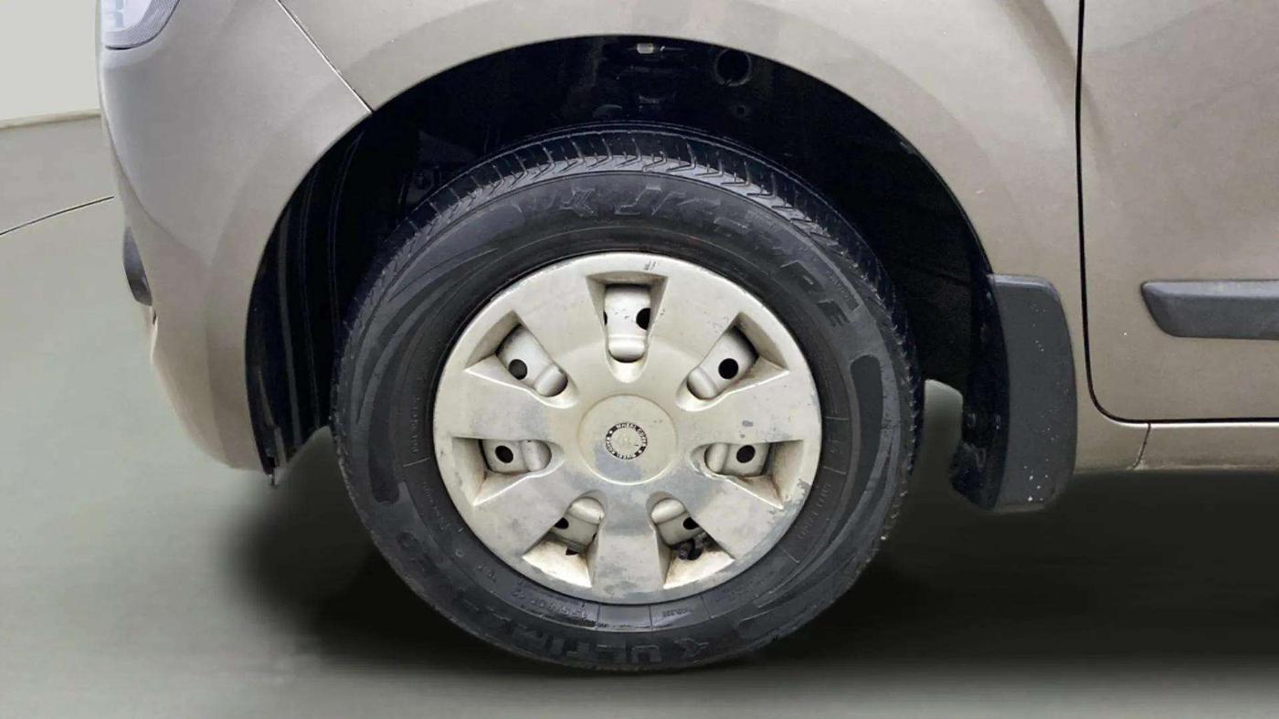 2020 Maruti New Wagon-R LXI CNG (O) 1.0, CNG, Manual, 67,884 km, Left Front Wheel