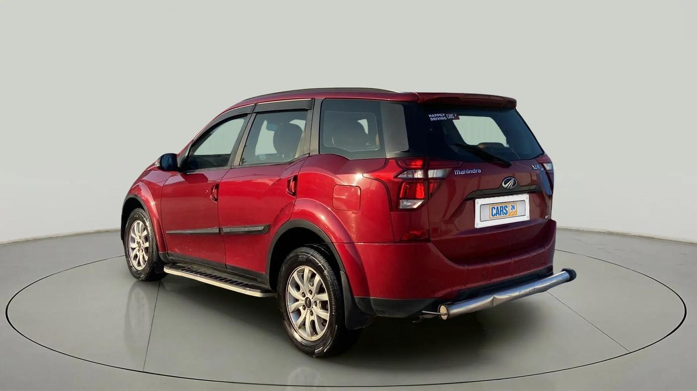 2018 Mahindra XUV500 W9, Diesel, Manual, 79,848 km, Left Back Diagonal