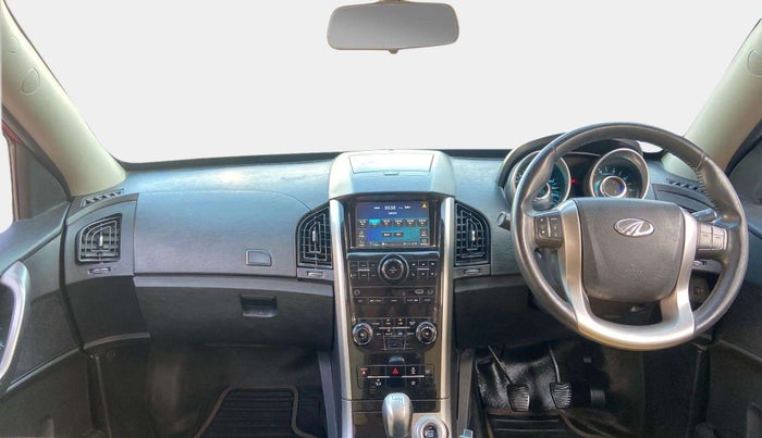 2018 Mahindra XUV500 W9, Diesel, Manual, 79,732 km, Dashboard