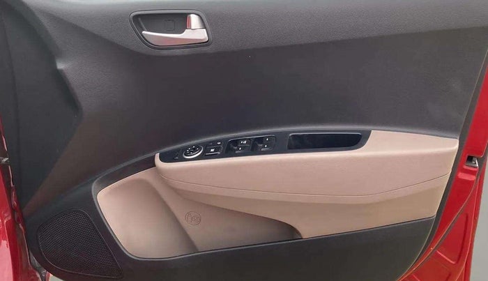2018 Hyundai Grand i10 SPORTZ AT 1.2 KAPPA VTVT, Petrol, Automatic, 75,394 km, Driver Side Door Panels Control
