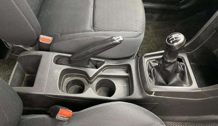 2020 Maruti Vitara Brezza VXI, Petrol, Manual, 99,199 km, Gear Lever